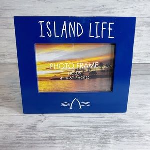 Disney Aulani Frame - Island Life